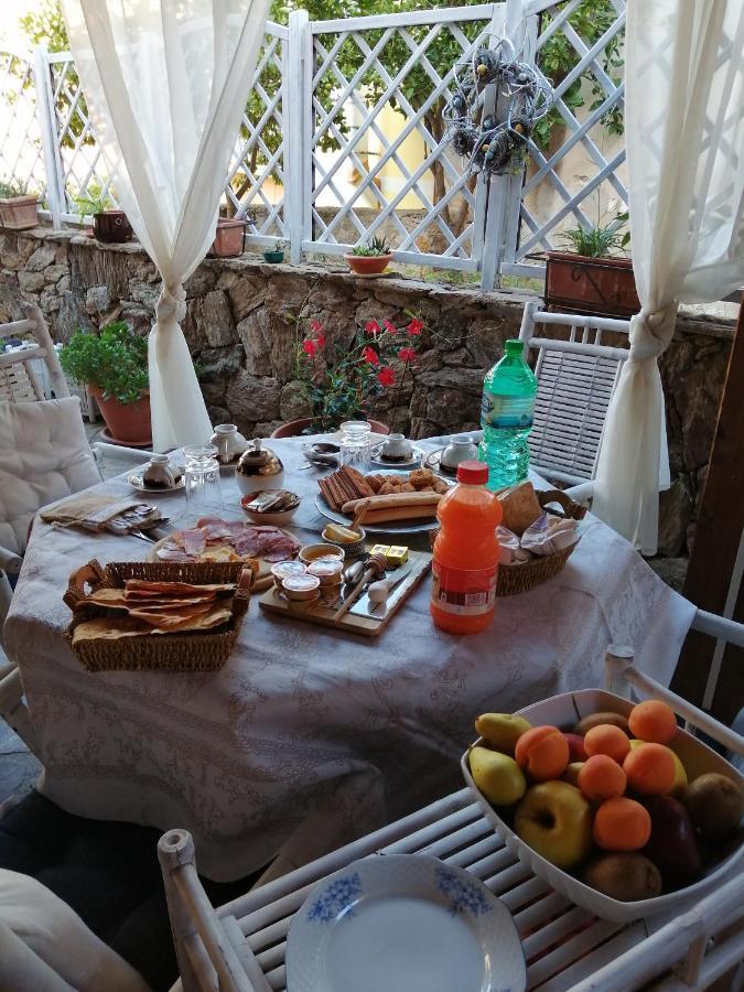 Lughera B&B Tula Exterior foto